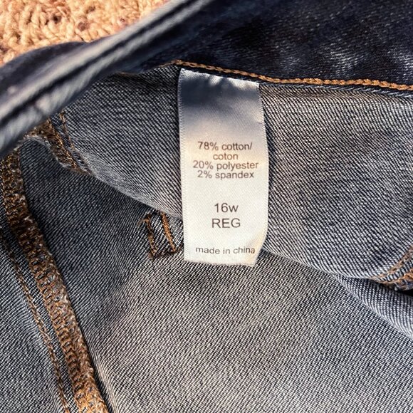 Maurice's Skinny Jeans - Size 16w - Picture 3 of 4